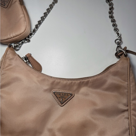 Prada Re-edition 2005 Nylon Bag NUDE - Picture 15 of 16